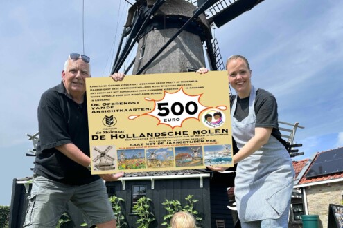 Donatie door Mevrouw De Molenaar voor Stichting Amurang